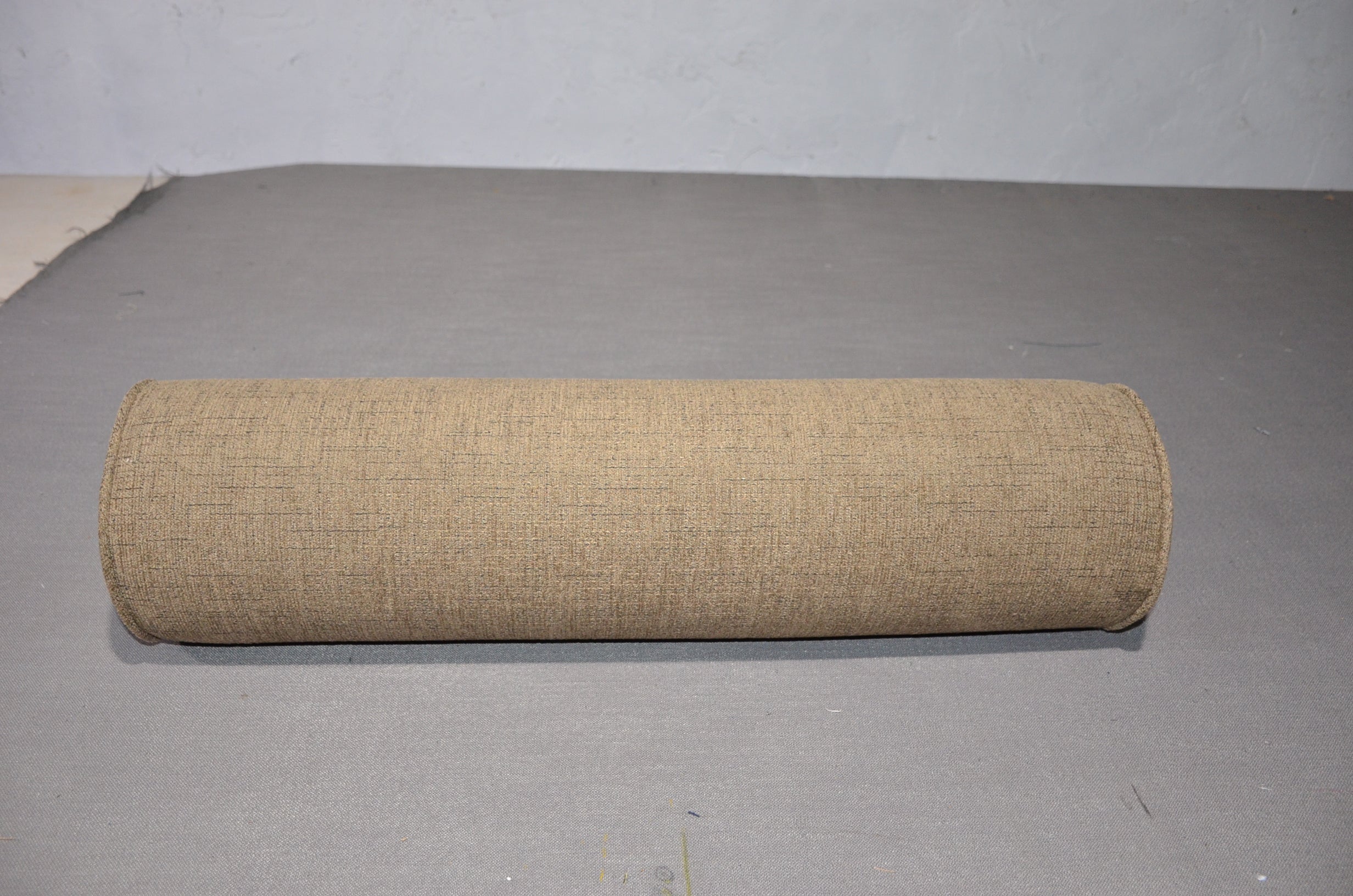 Round Bolster Pillow Cover. (Halfaudi-21915)