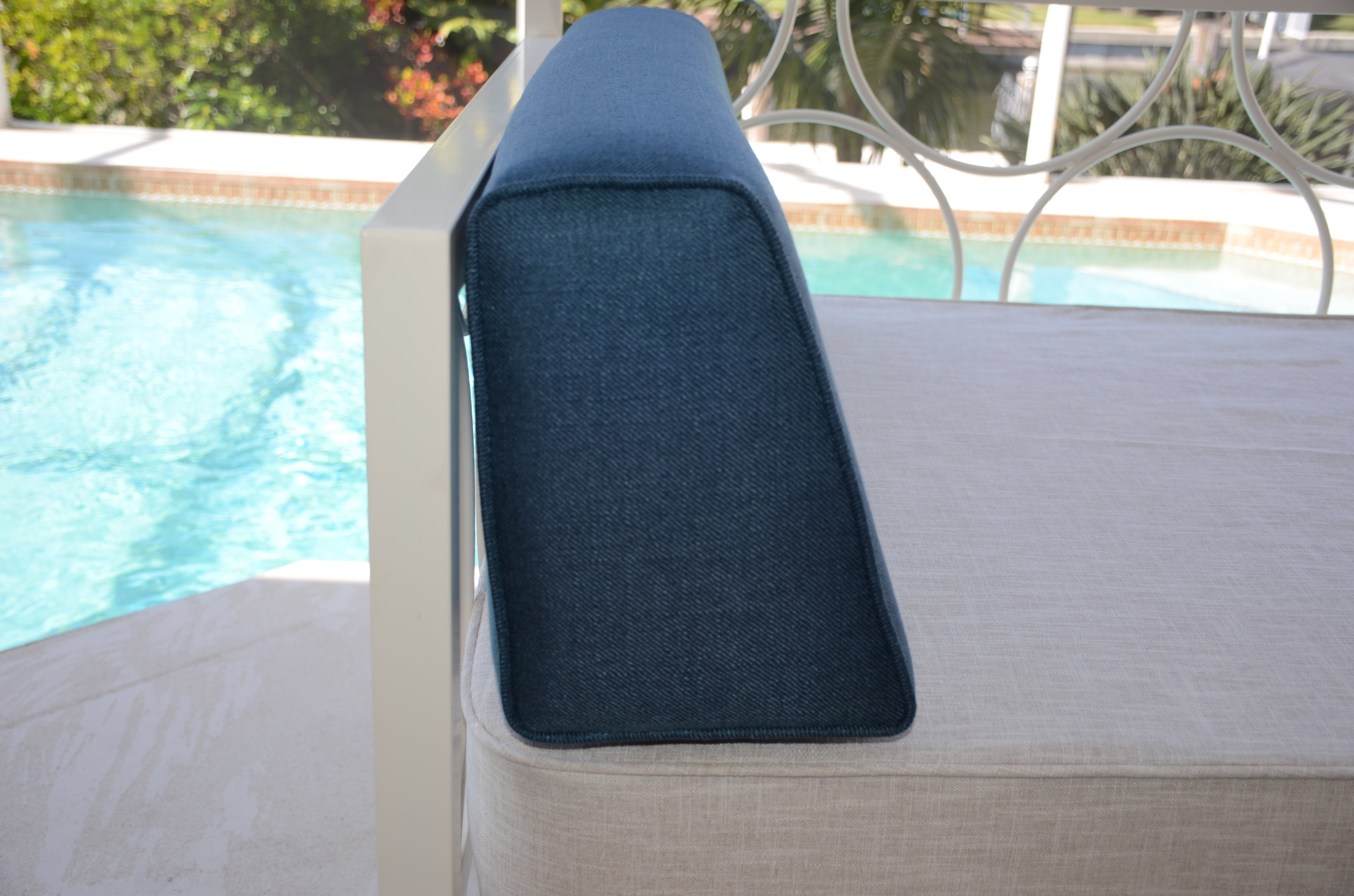 Wedge Bolster Cover (Lepap-Navy-Blue)