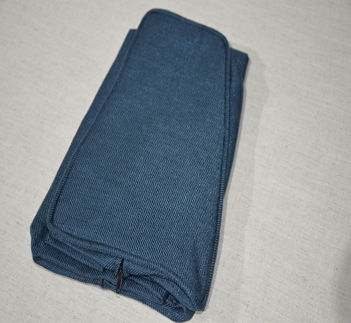 Wedge Bolster Cover (Lepap-Navy-Blue)