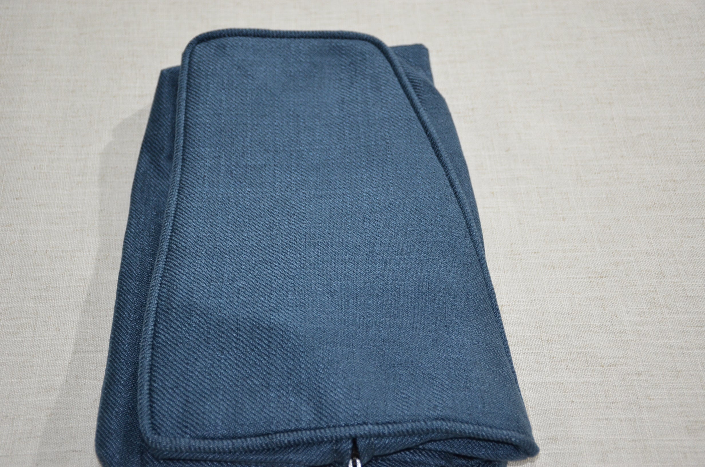 Wedge Bolster Cover (Lepap-Navy-Blue)